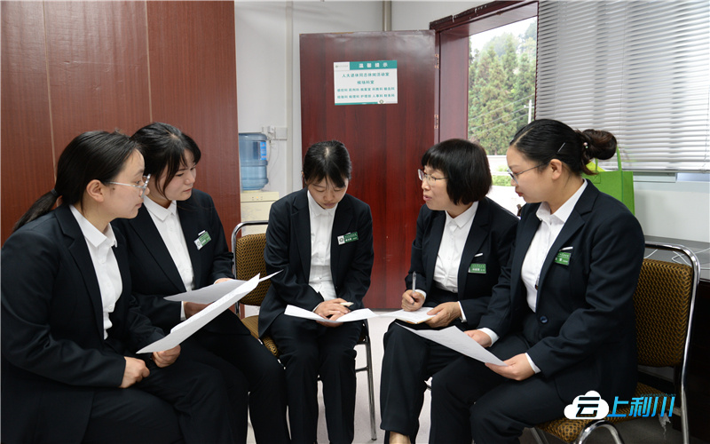 222_副本3.jpg 222_副本3.jpg